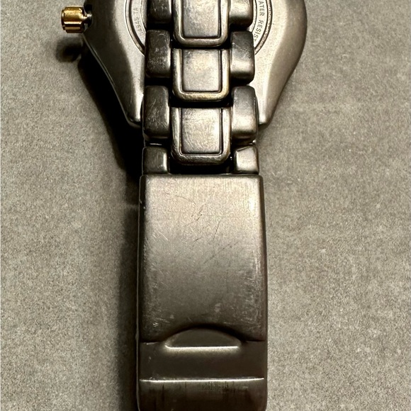 Citizen Eco Drive men’s size watch Titanium Solar-Tech 180 - WR 200 - Picture 7 of 10